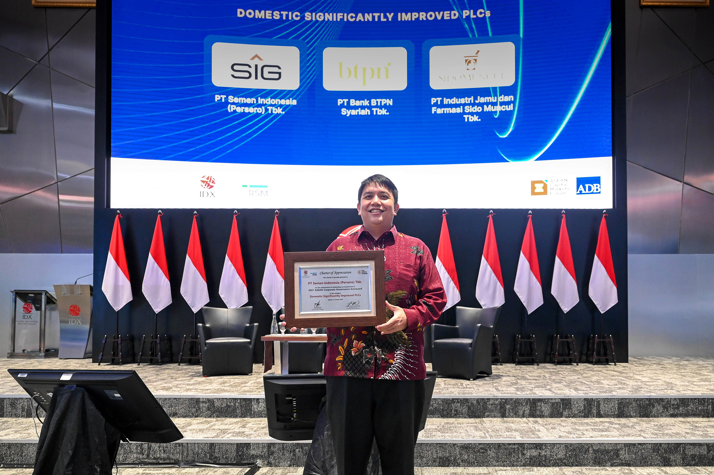 Tata Kelola Kian Prima, SIG Terima Apresiasi ASEAN Corporate Governance Scorecard