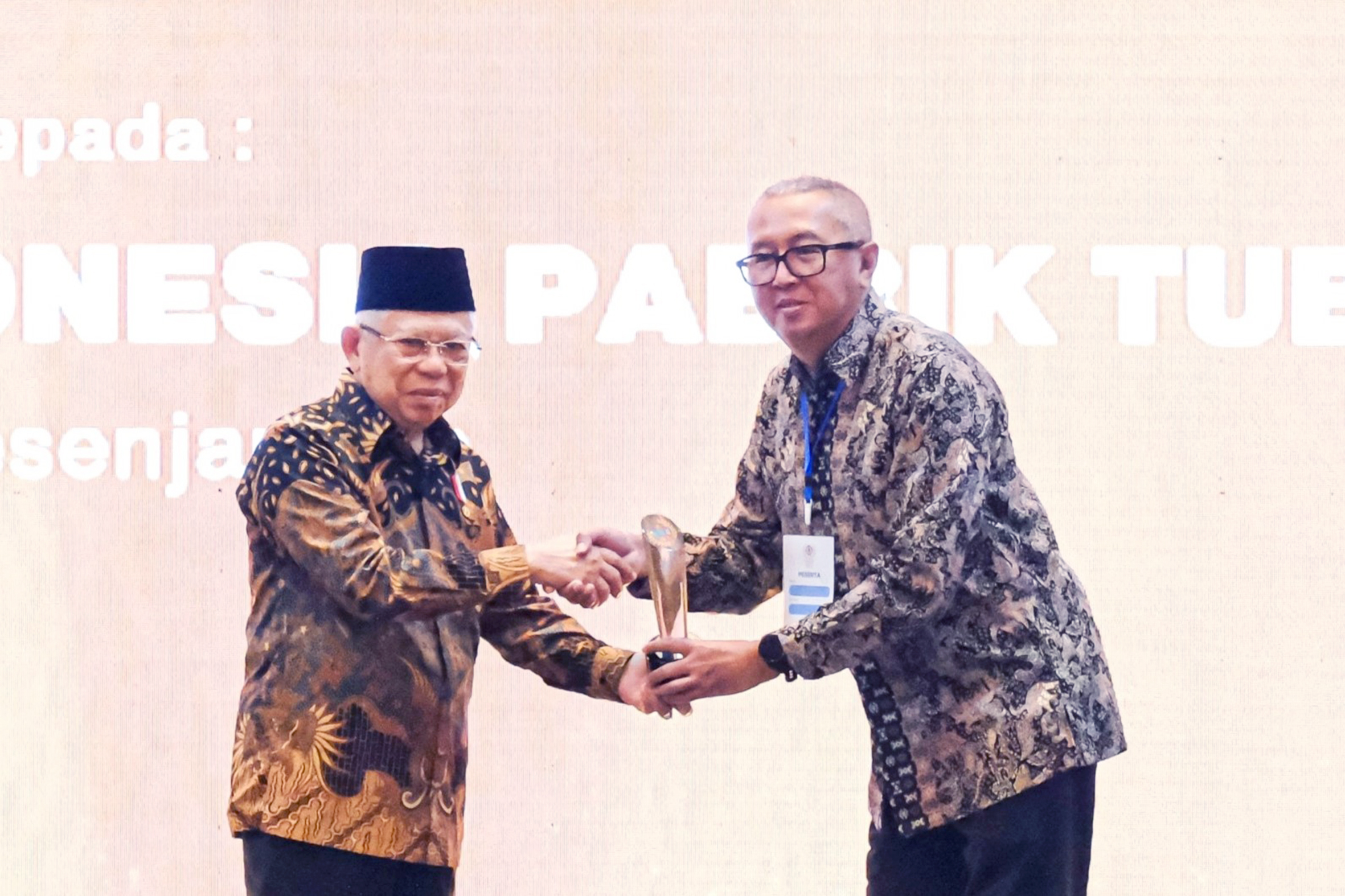 Bawa Misi Keberlanjutan SIG, SBI Raih 3 Penghargaan dari Kementerian Desa PDTT atas Keberhasilannya Mempercepat Pembangunan Desa