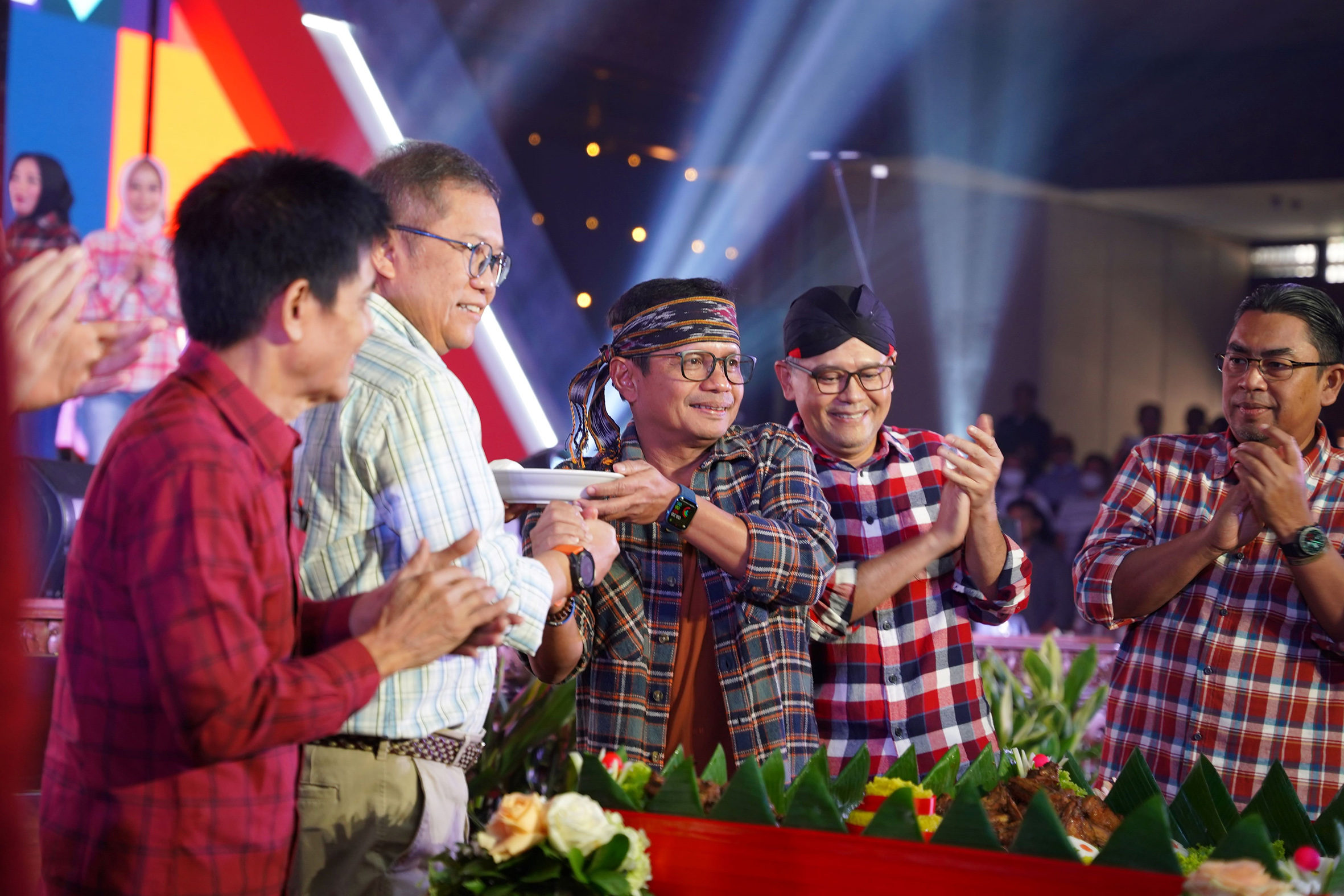 Satu Dekade Transformasi, SIG Perkuat Kolaborasi, Menciptakan Peluang Baru Untuk Menjadi Perusahaan Penyedia Bahan Bangunan Terdepan di Regional