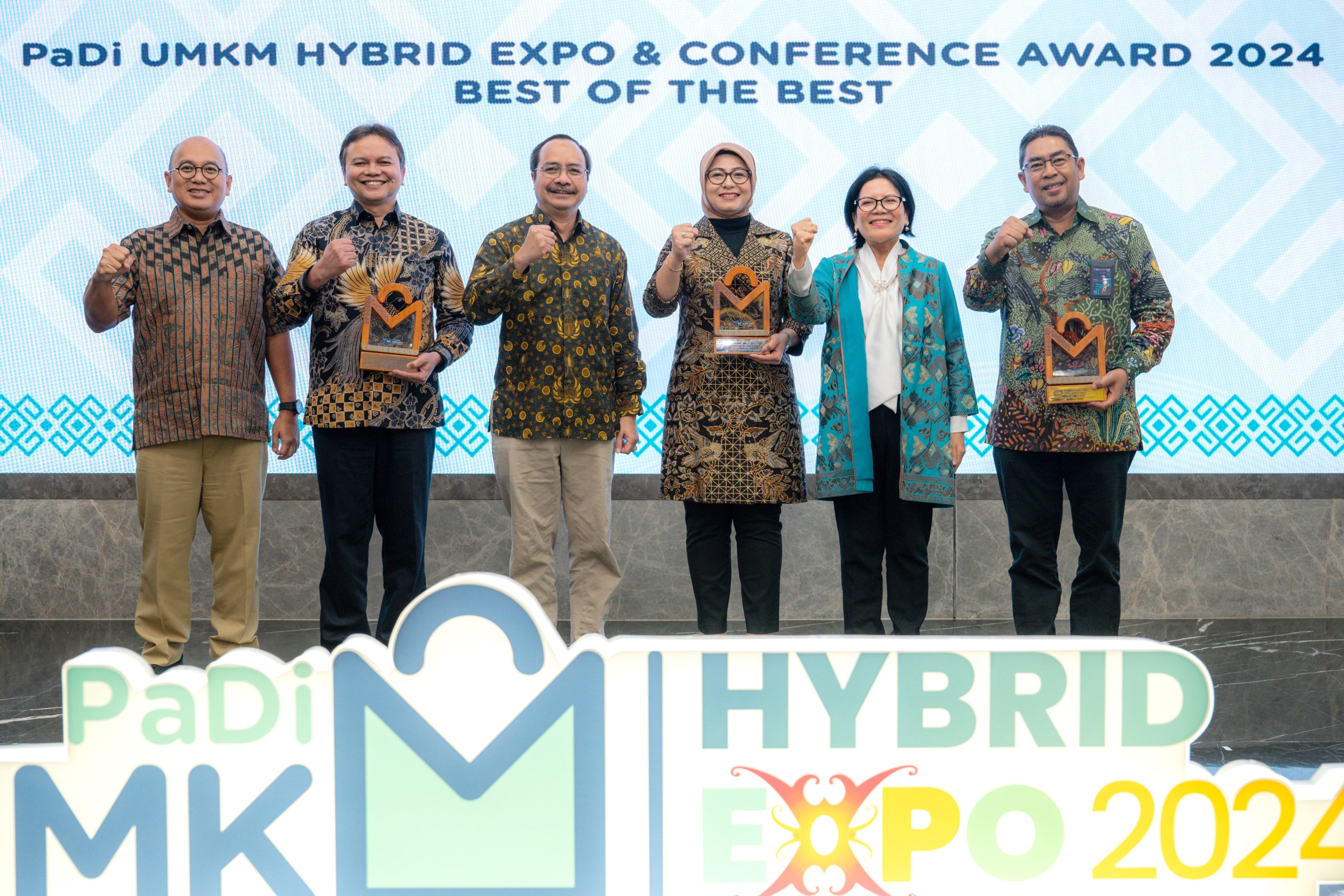 Optimalkan Produk UMKM Nasional dalam Rantai Pasok Bisnis, SIG Raih Lima Penghargaan PaDi Expo & Conference Award 2024