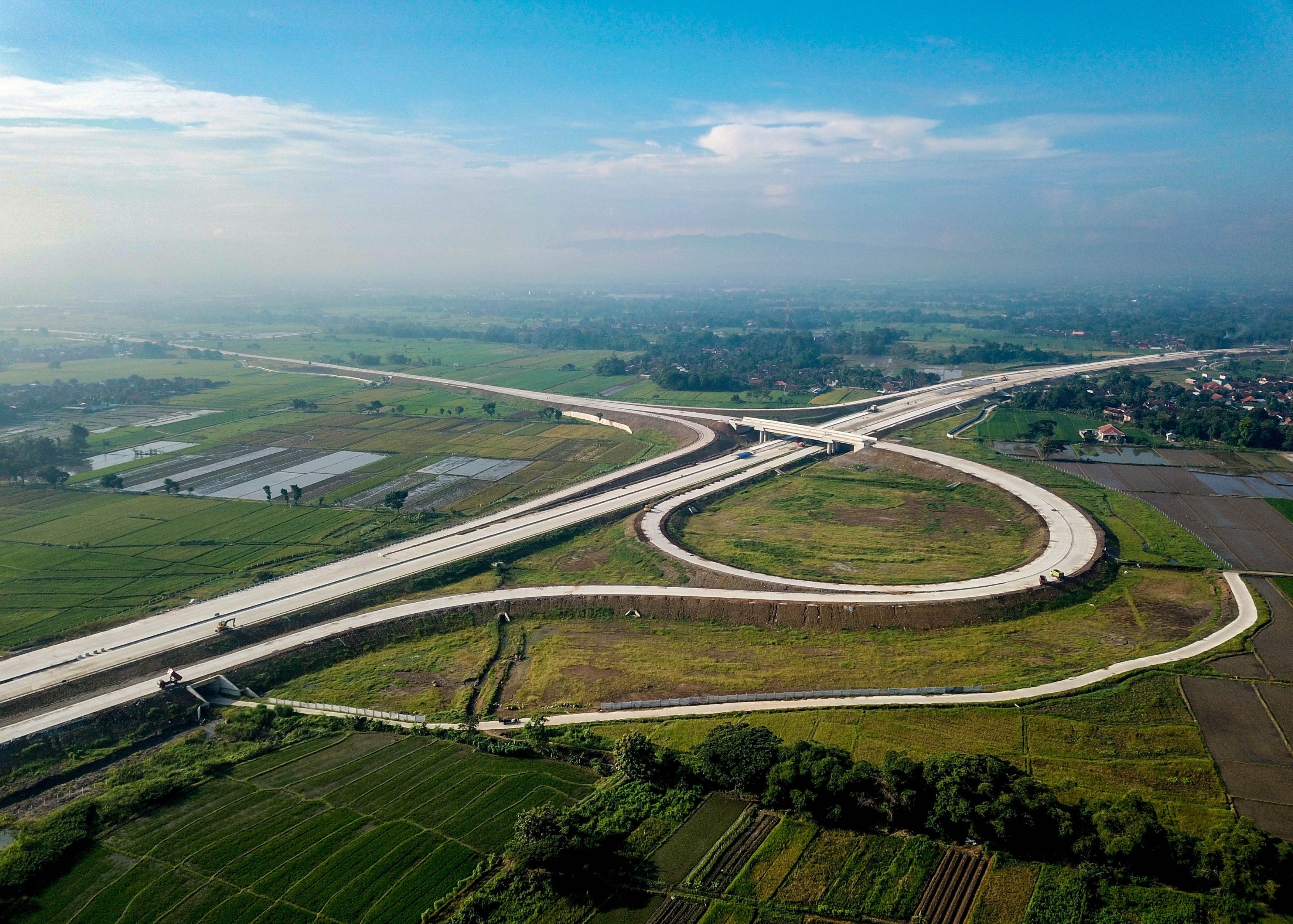 Dukung Kelancaran Arus Mudik dan Logistik Jelang Lebaran 2025, SIG Jamin Kekokohan Konstruksi Tol Jogja-Solo