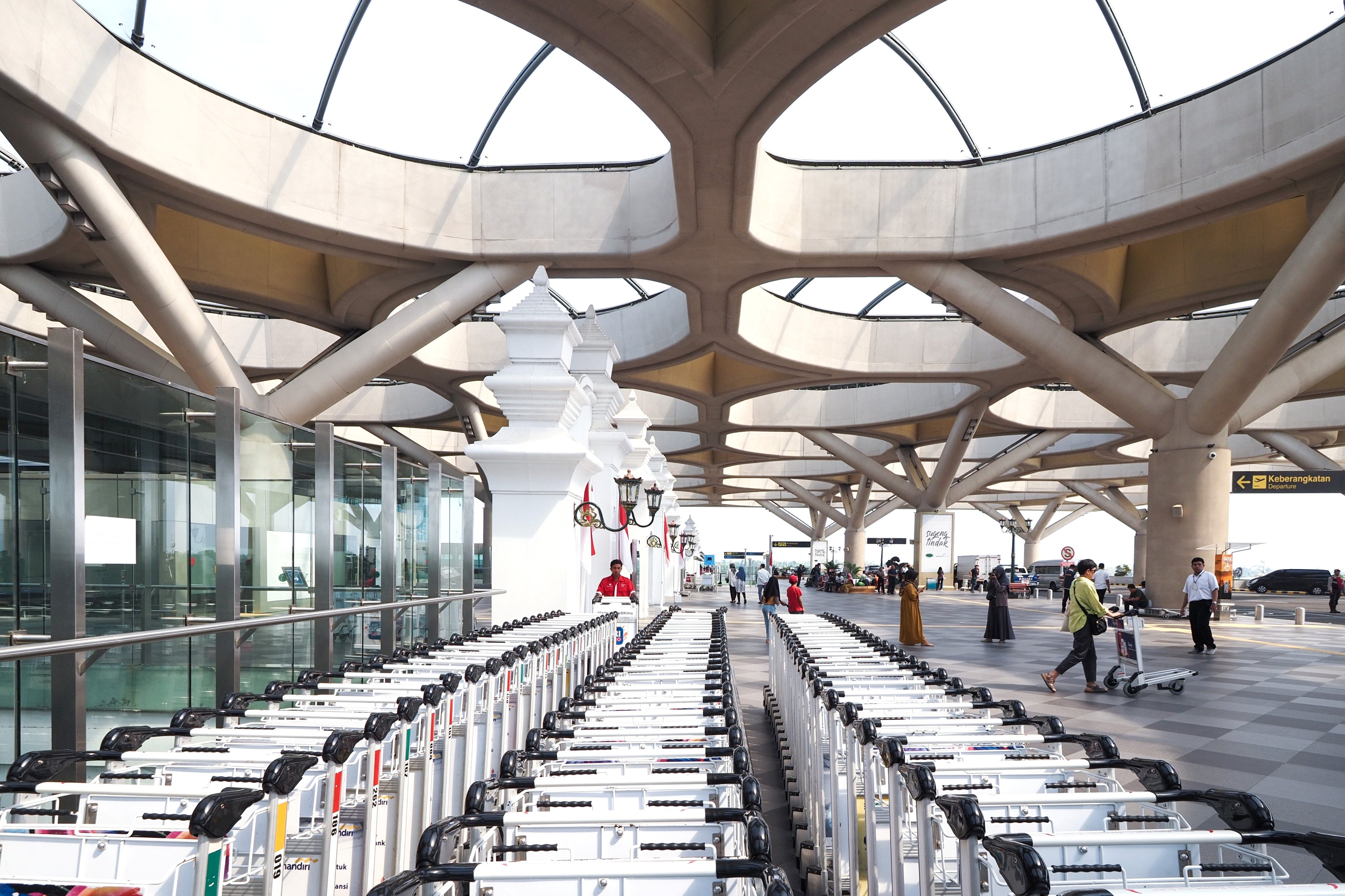 Jalankan Peran Vital sebagai Bandara Tersibuk Saat Lebaran 2025, Yogyakarta International Airport Jadi Mahakarya Keunggulan Semen SIG