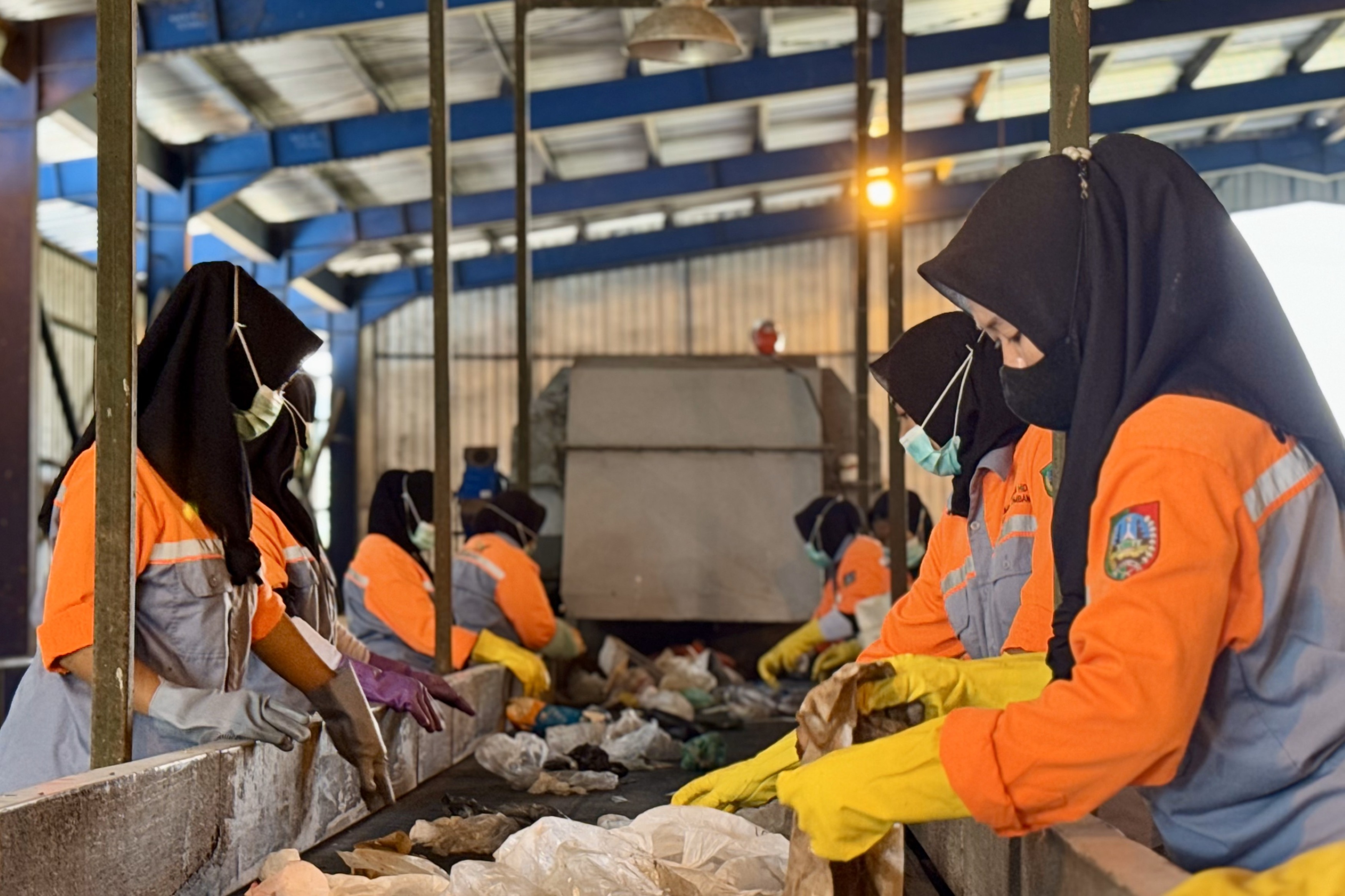 Perdana, Pemkab Jombang Pasok 10 Ton Bahan Bakar dari Sampah ke SIG Pabrik Tuban