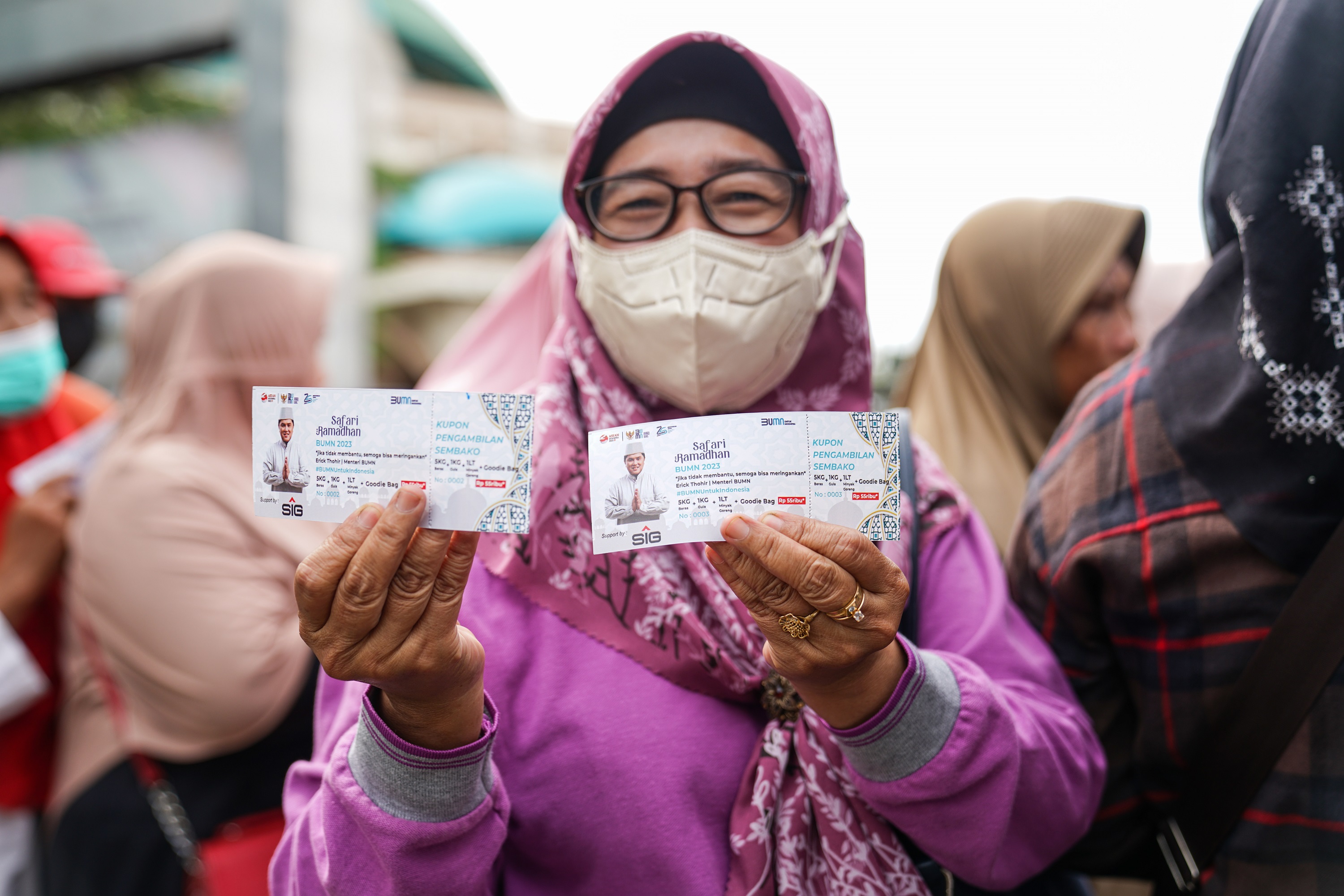 Safari Ramadan BUMN 2023 di Tangerang Selatan, 1.000 Paket Sembako Murah SIG Sukses Tersalurkan