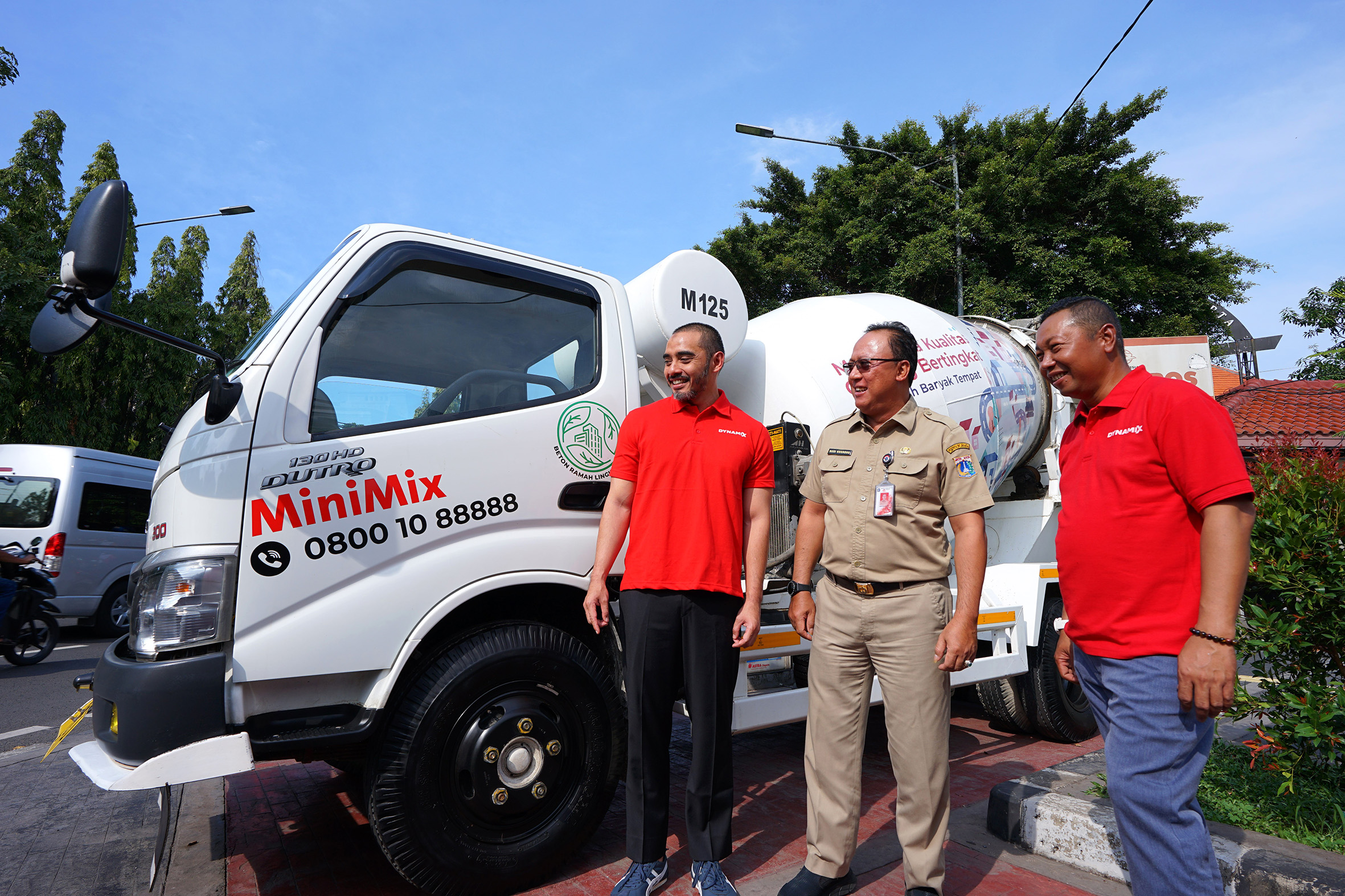 SIG Also Realizes Pedestrians' Dream To Have Friendly And Safe Sidewalks In The City Of Jakarta